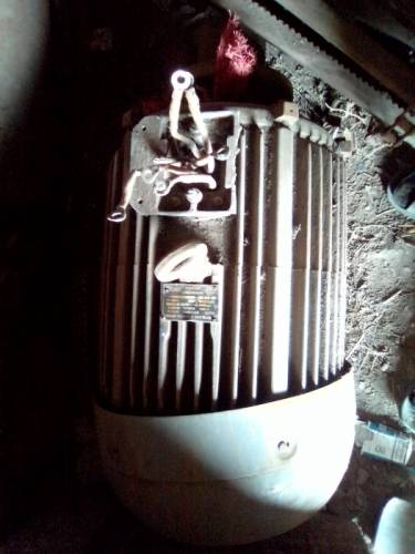 Продам электродвигатель 4АМ200L4У3