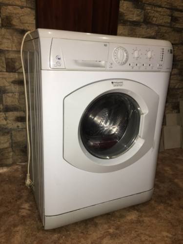 Стиральная машина Hotpoint Ariston 