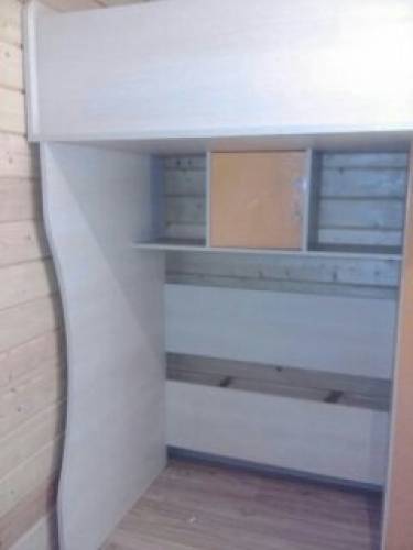 Продаю кровать чердак
