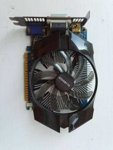 Продам видеокарту Gigabyte Gv-n640Oc 2Gi