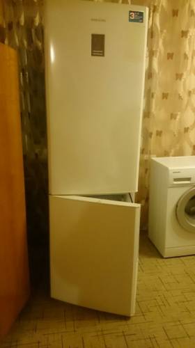 Продам холодильник б/у