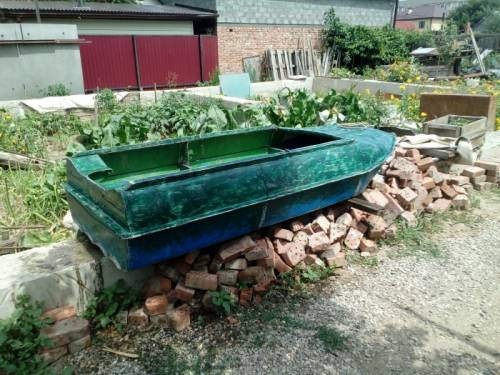 Продам лодку Романтика