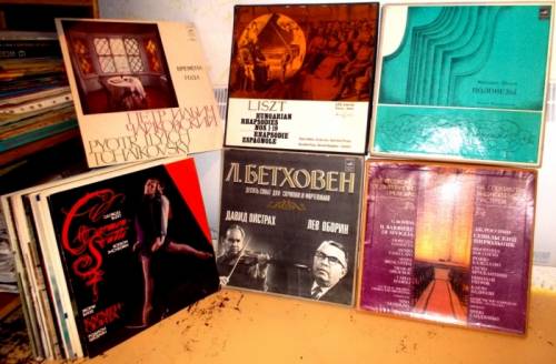 Диски. Виниловые. Советских времён.