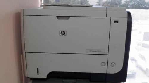 Б/у  принтер HP P3015.