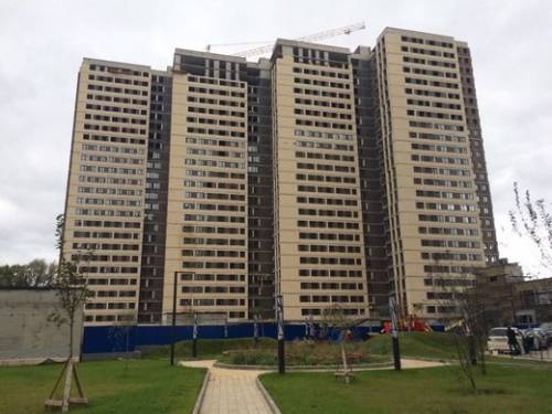 продам полноценную видовую однокомнатную квартиру 